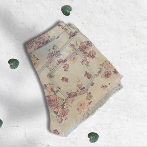 💕 Mossimo High Rise Floral Cutoff Shorts